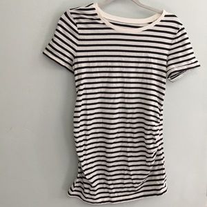 Gap Maternity Tee